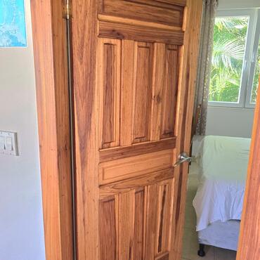 Apartmánový dům Roatán